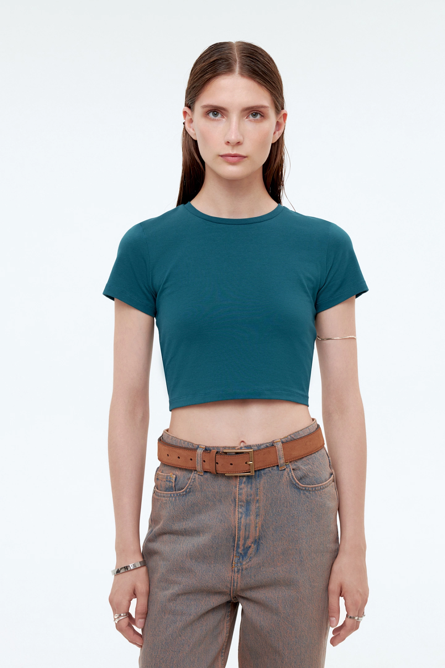 Футболка облегающая короткая