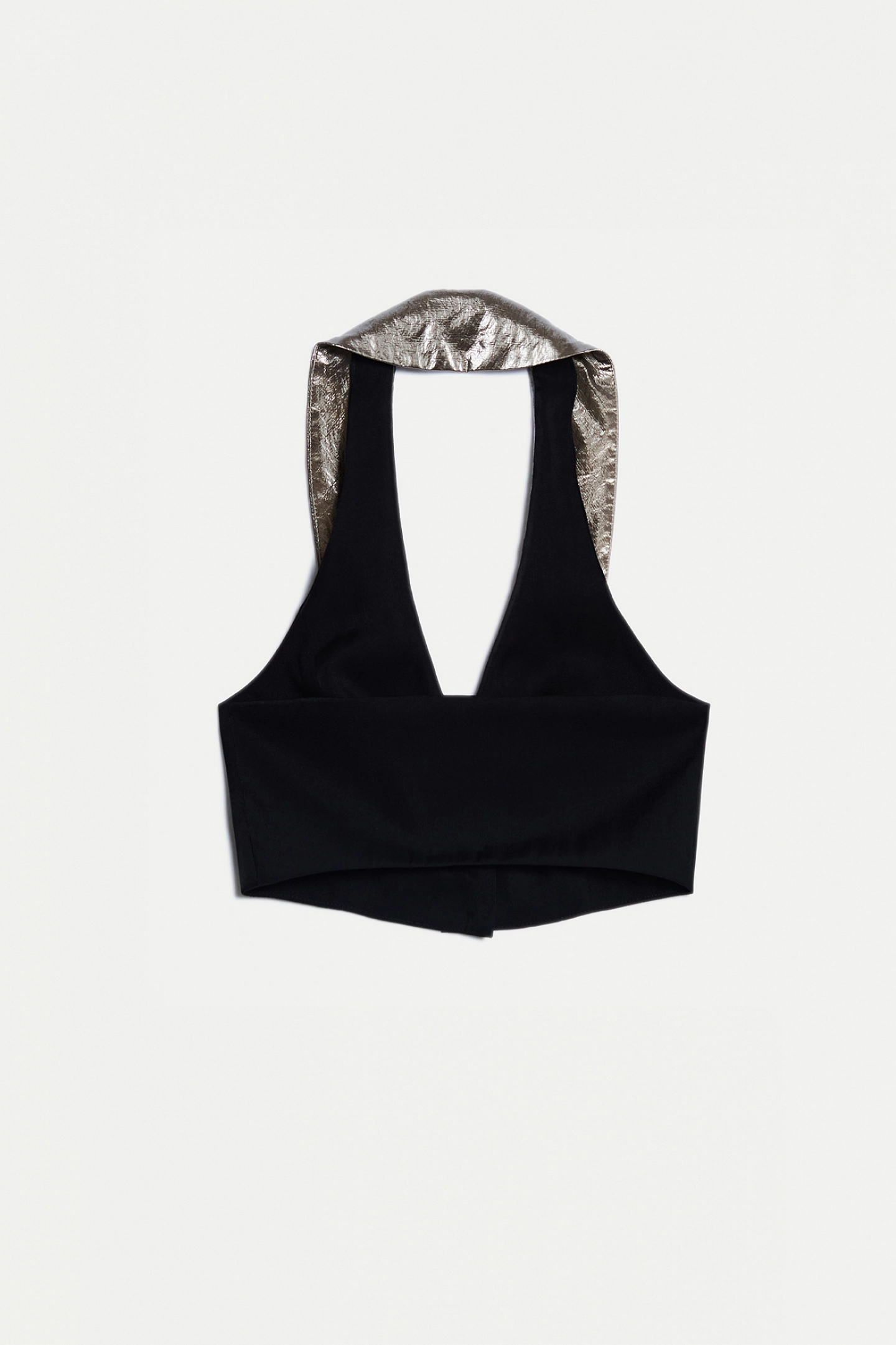 Топ с открытой спиной и воротником