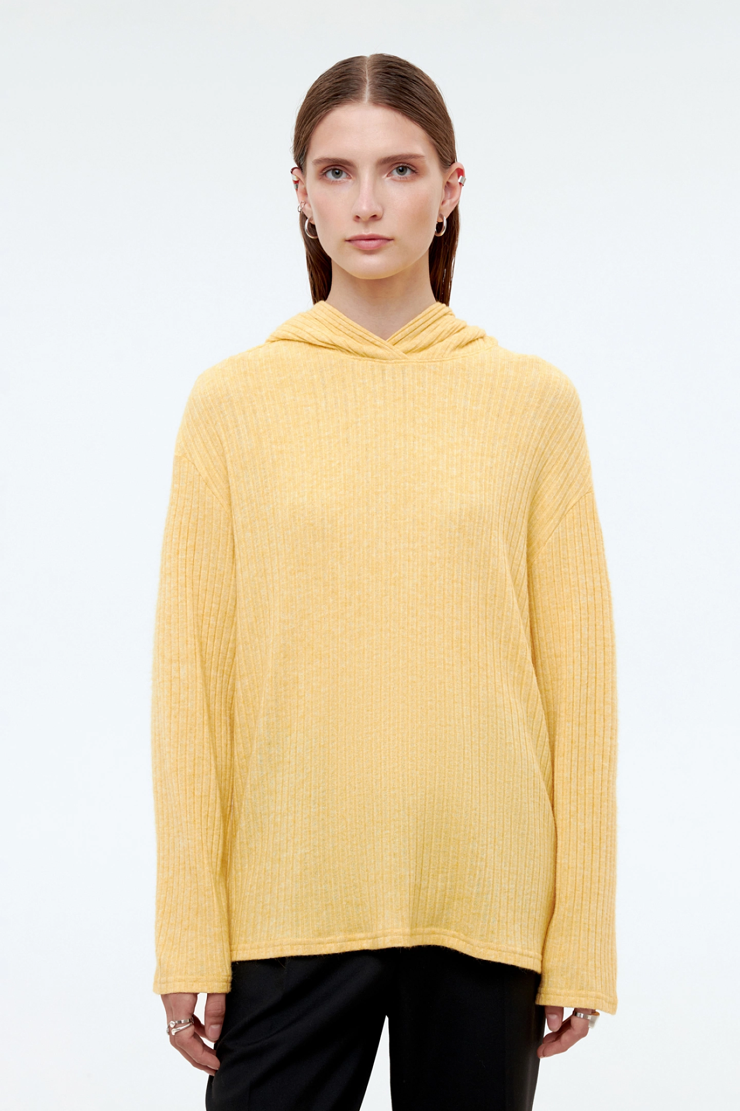 Лонгслив с капюшоном