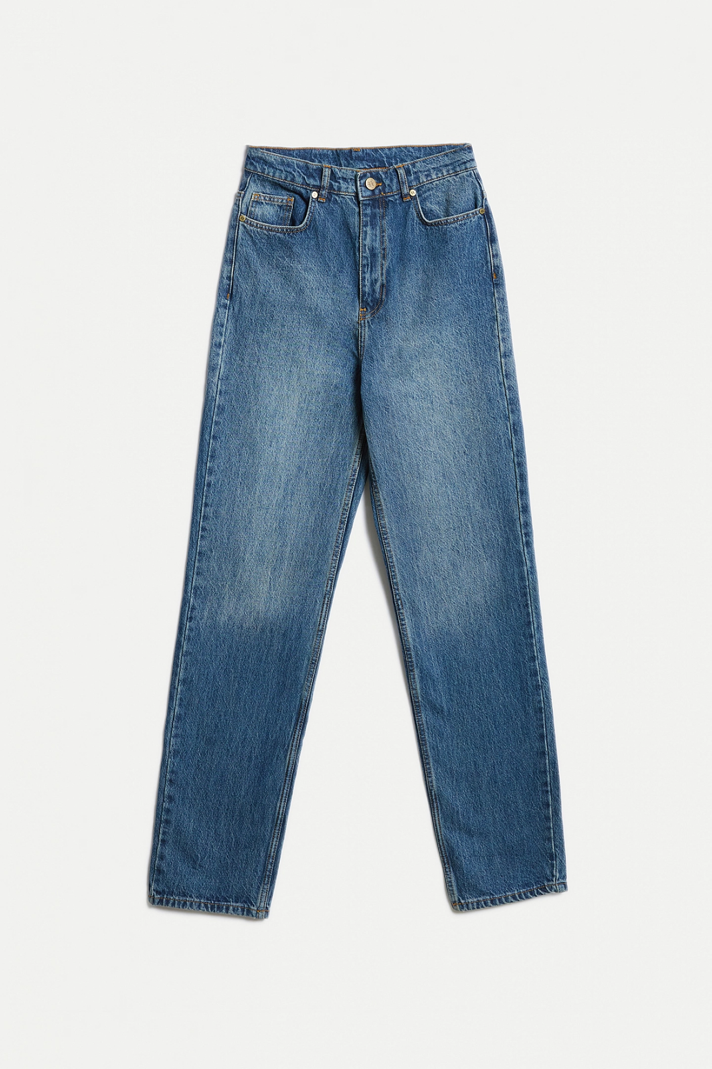 Джинсы прямого кроя