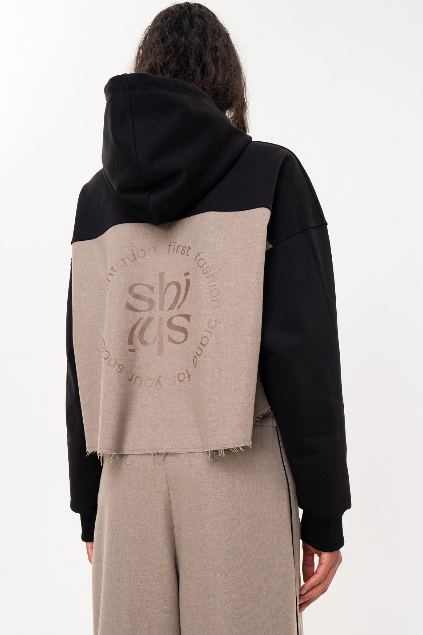 Худи с отделкой из фланели и брюки из фланели