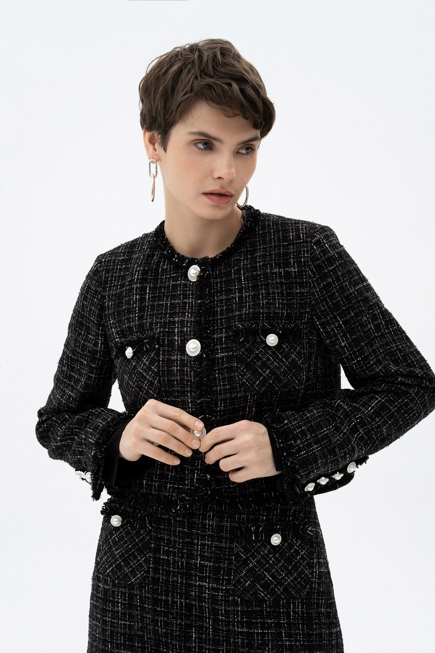 Жакет из твида короткий и юбка-мини