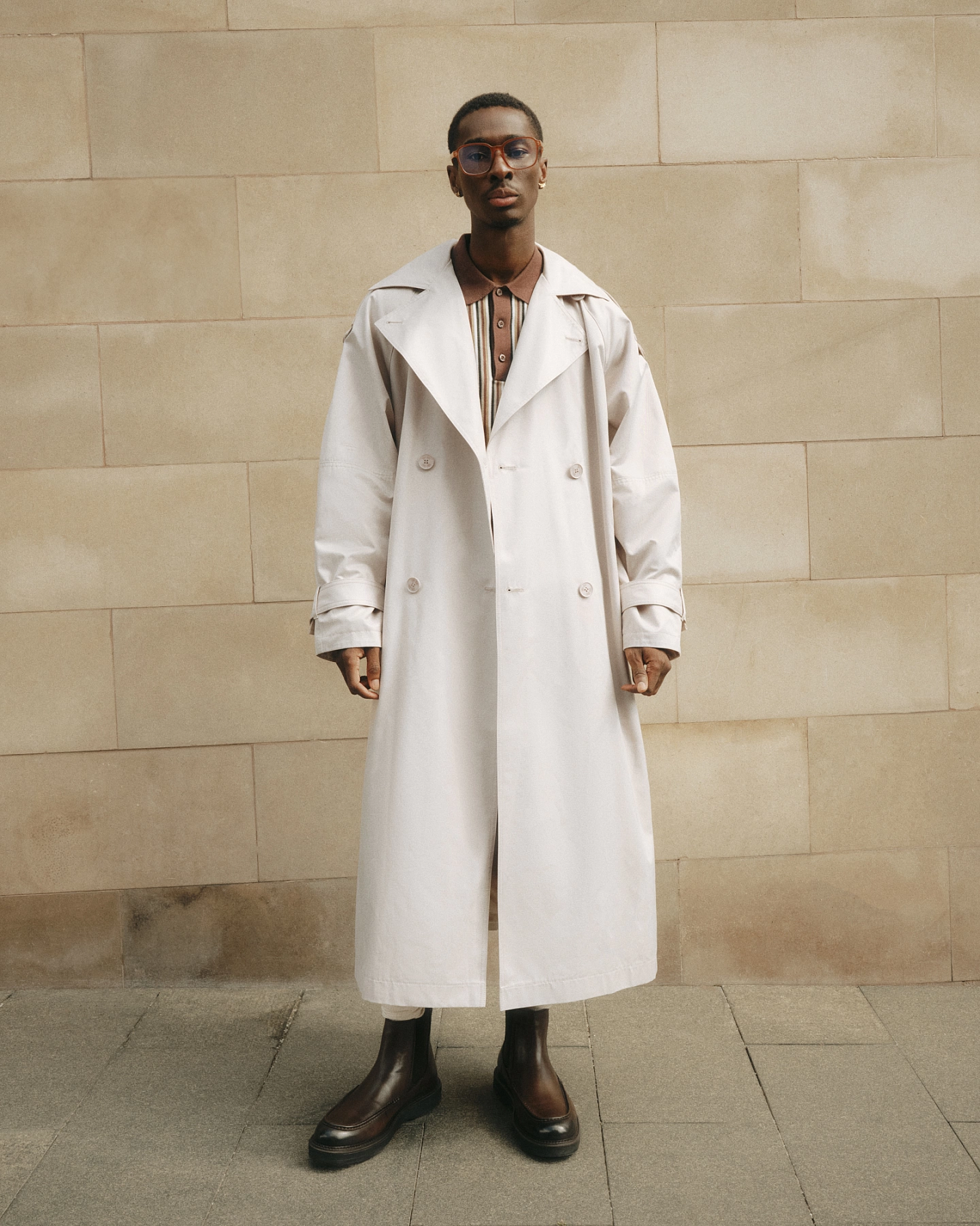 Тренч оверсайз с широким рукавом