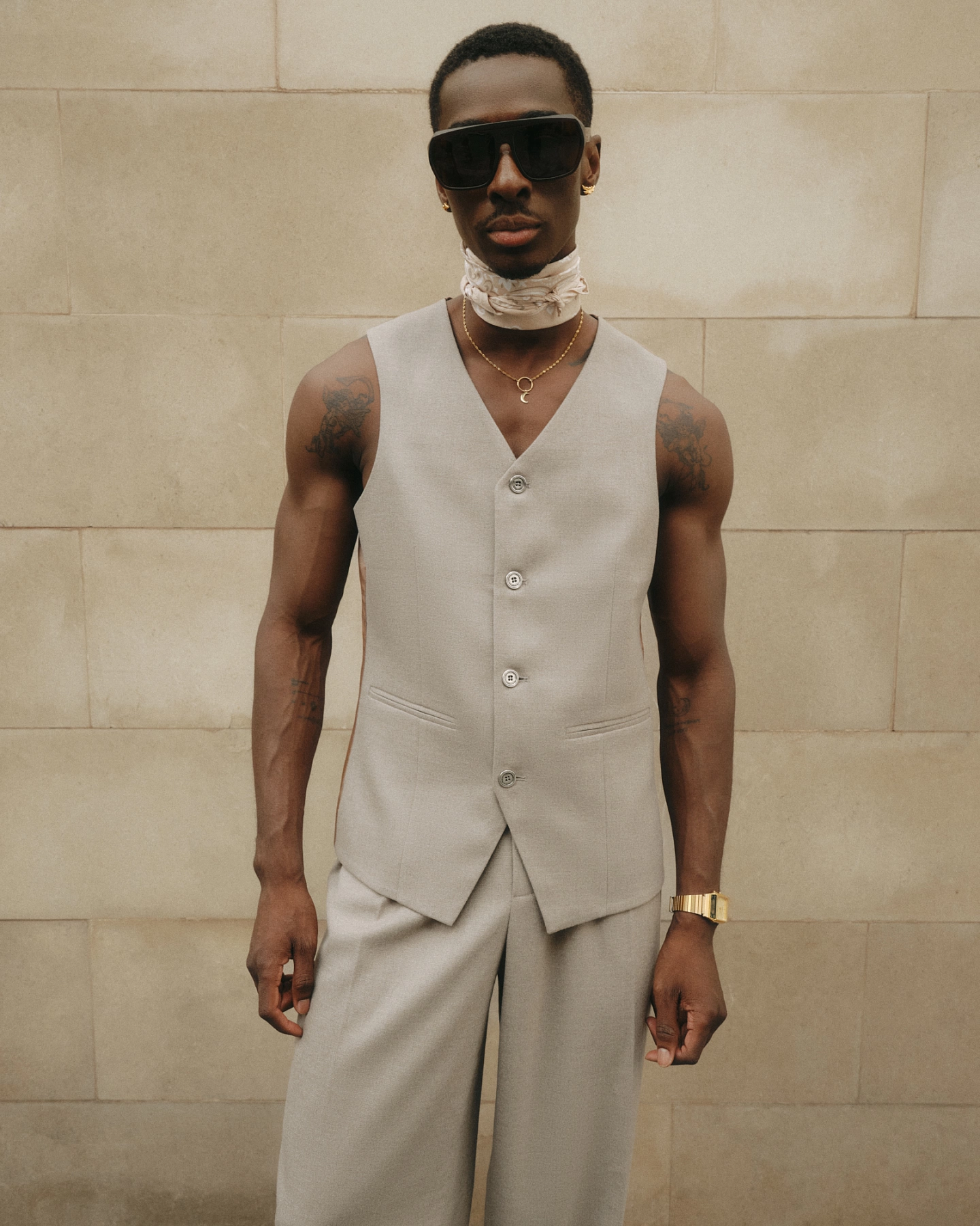 Жилет классический