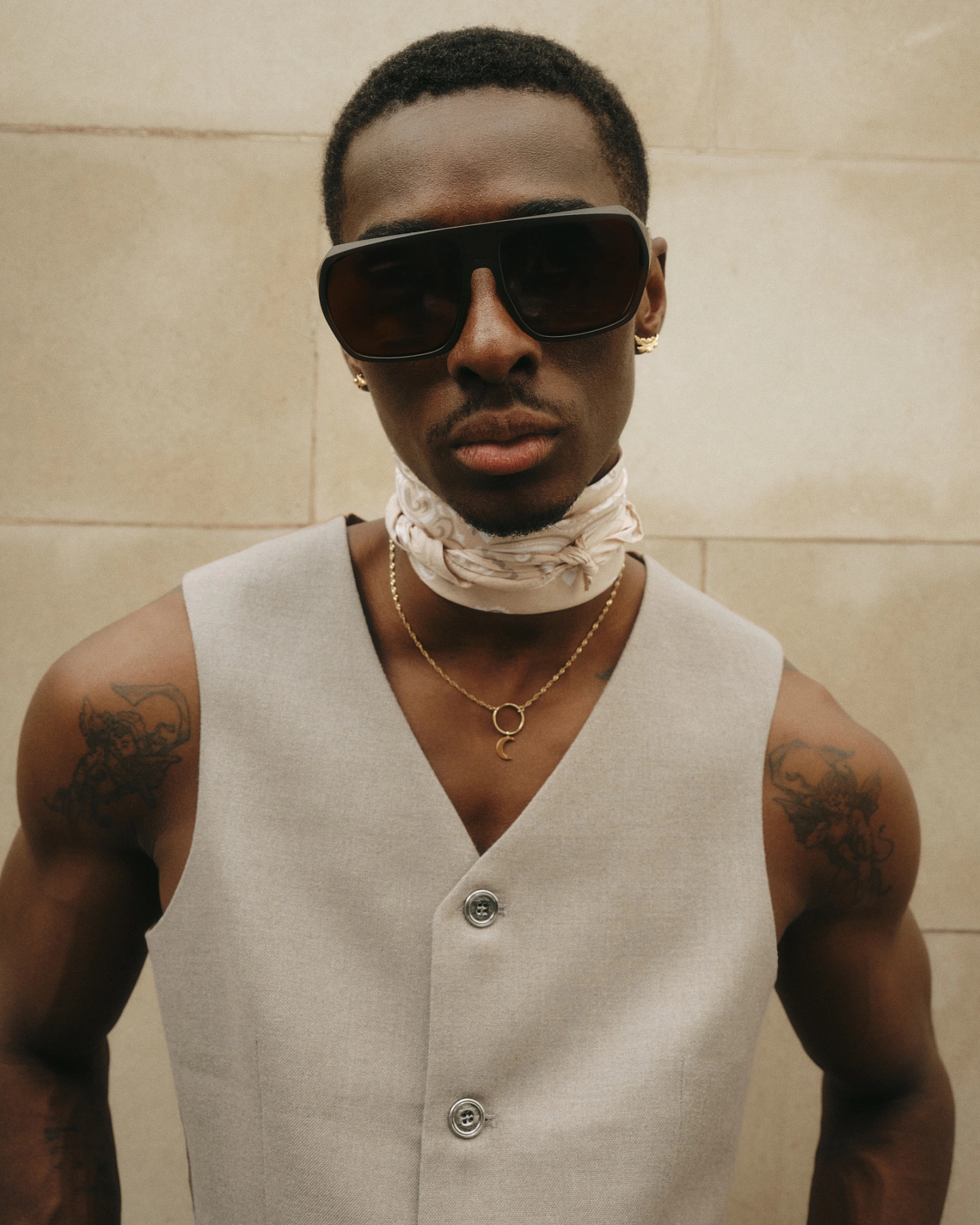 Жилет классический