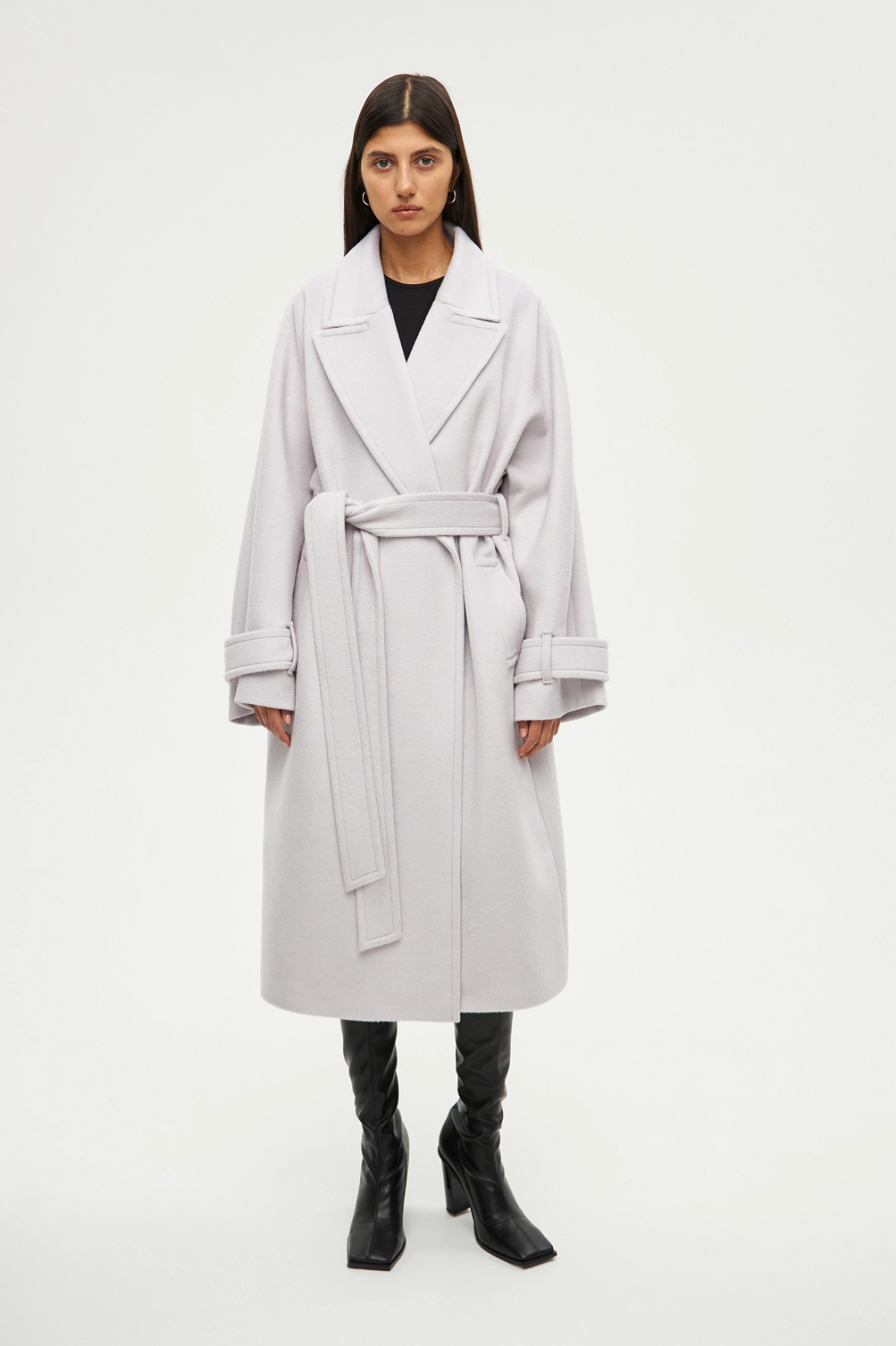 Пальто с цельнокроеным рукавом