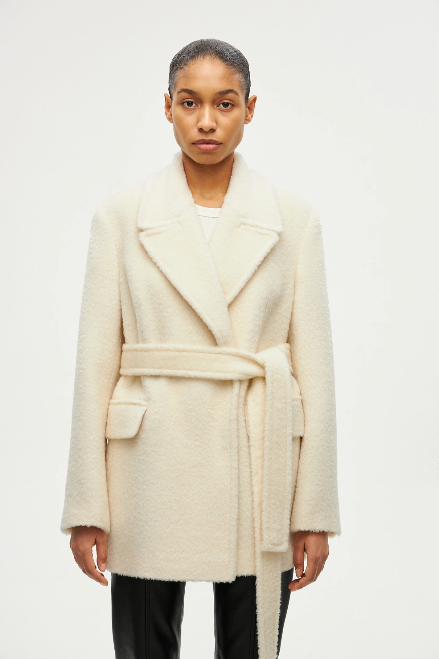 Пальто - бушлат короткое