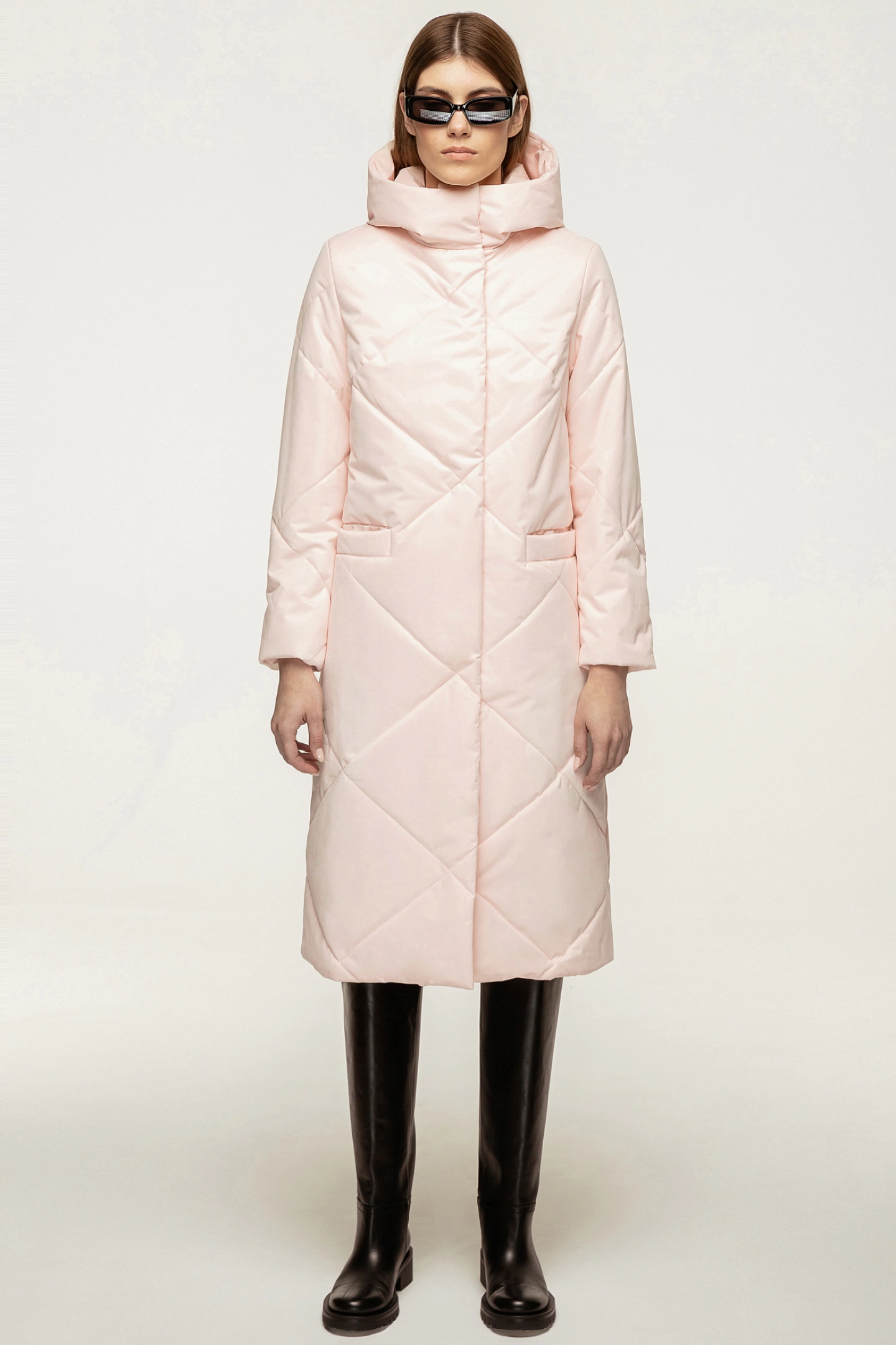Пальто стёганное прямое с капюшоном