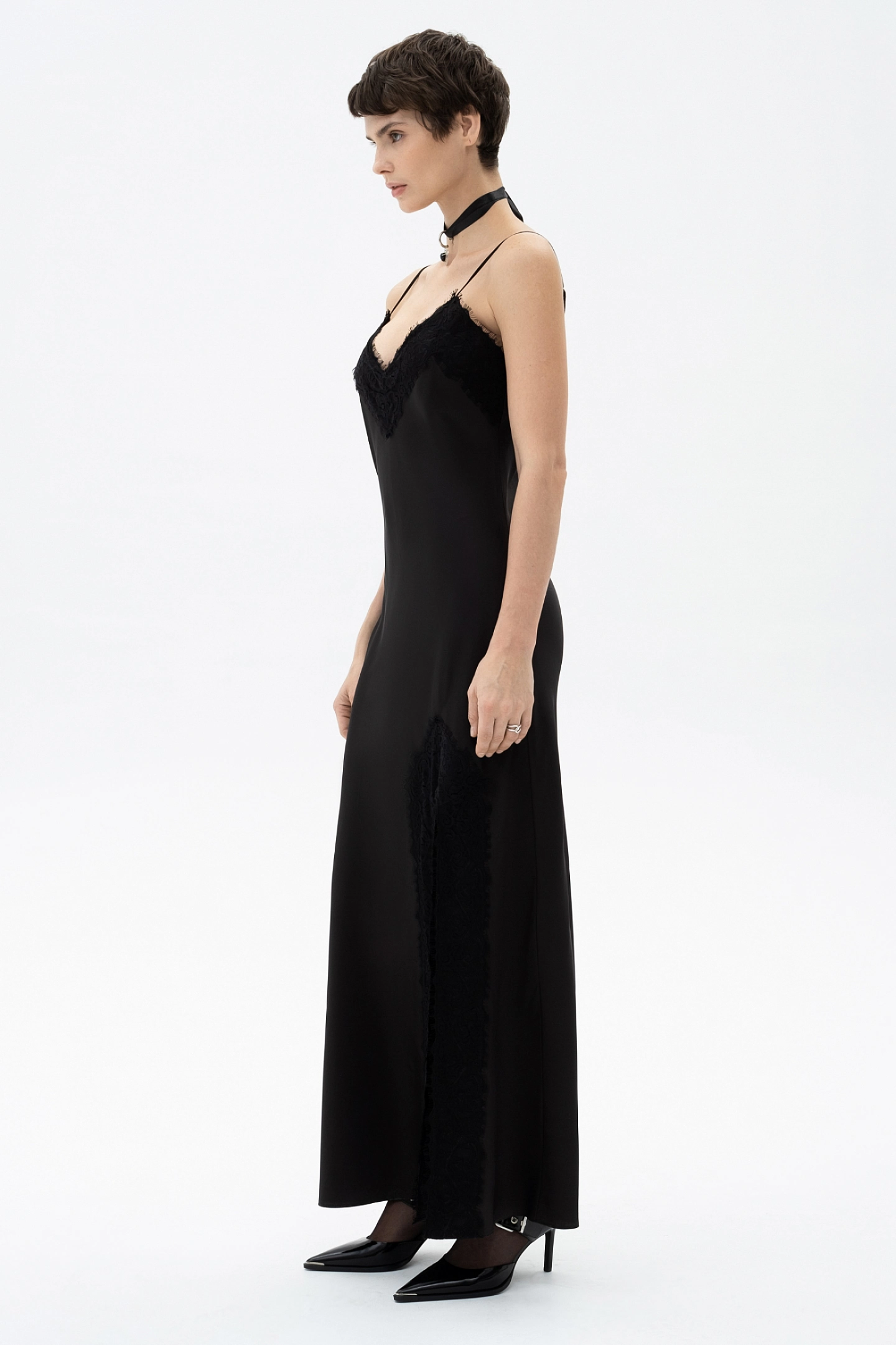 Платье-комбинация с кружевом