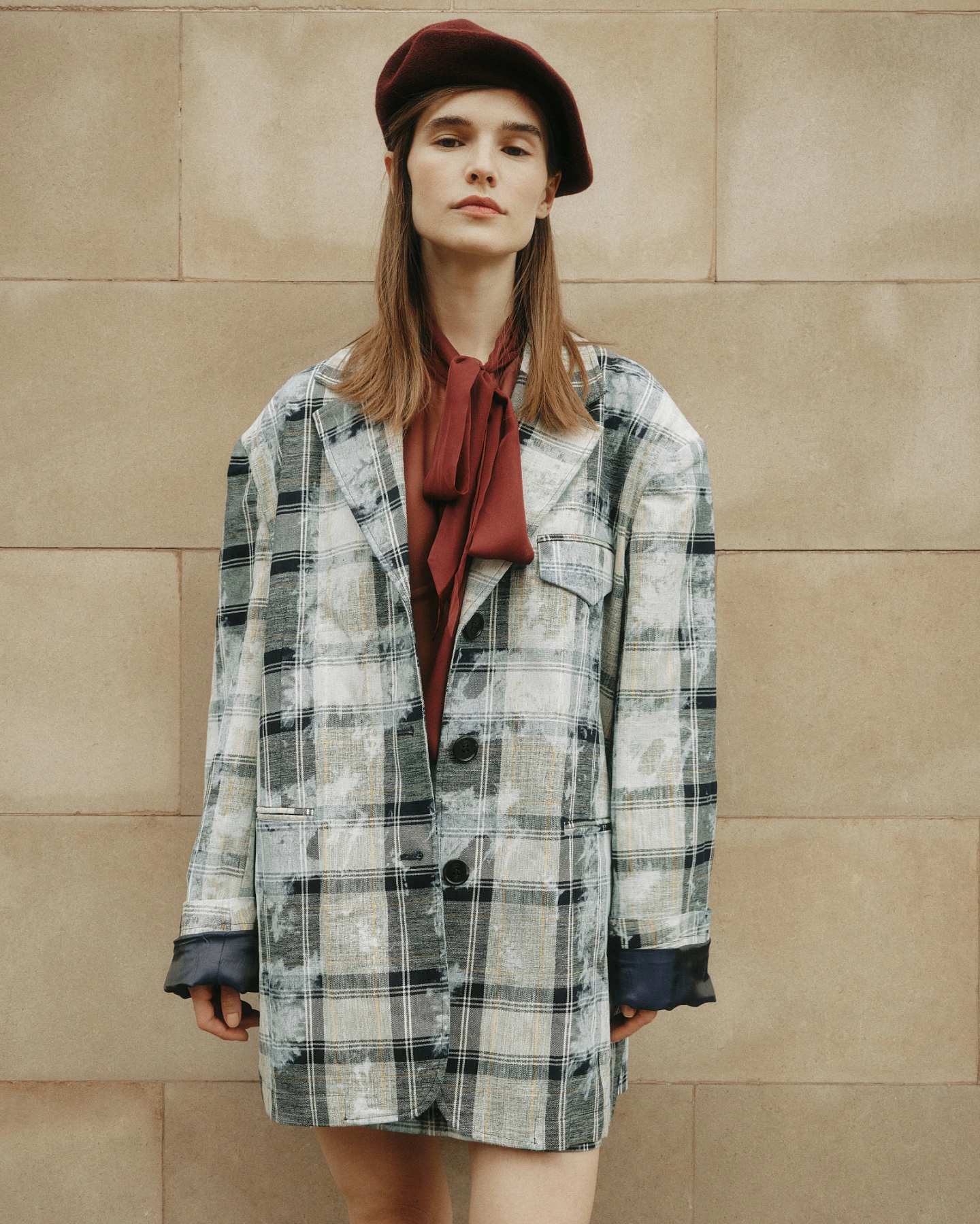 Жакет оверсайз и юбка мини в клетку